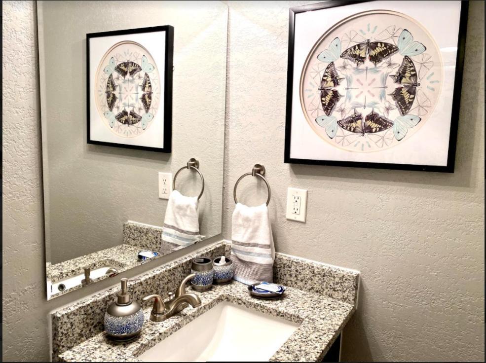 Private Bedroom Suite - Communal House Near Integris โอคลาโฮมาซิตี้ ภายนอก รูปภาพ