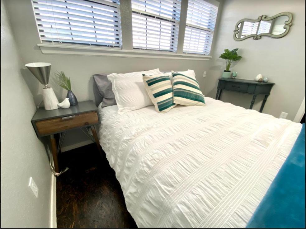 Private Bedroom Suite - Communal House Near Integris โอคลาโฮมาซิตี้ ภายนอก รูปภาพ