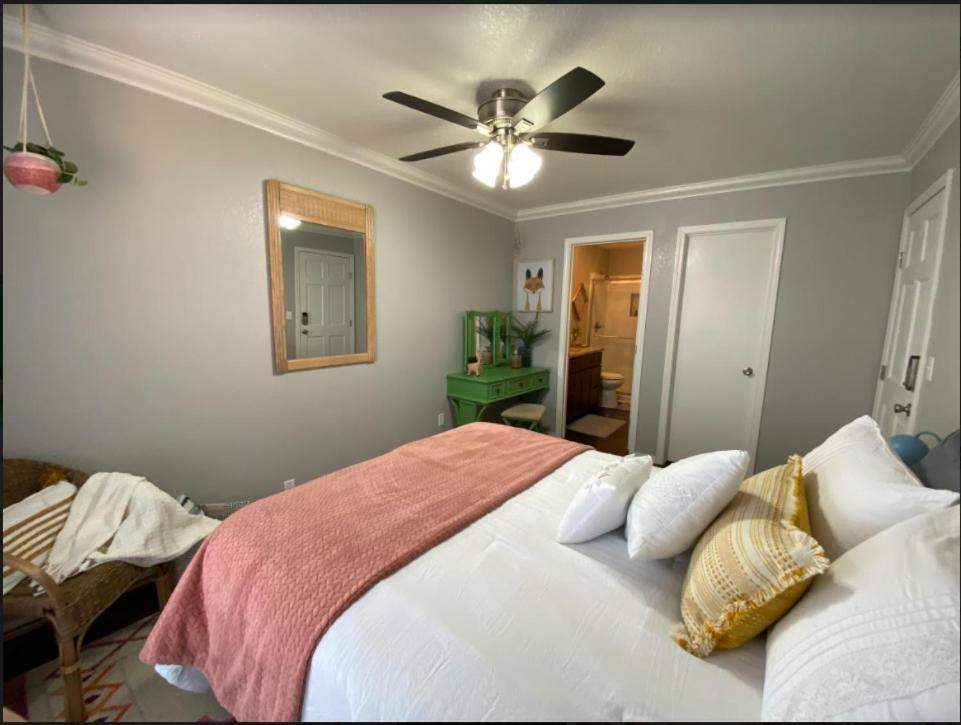 Private Bedroom Suite - Communal House Near Integris โอคลาโฮมาซิตี้ ภายนอก รูปภาพ